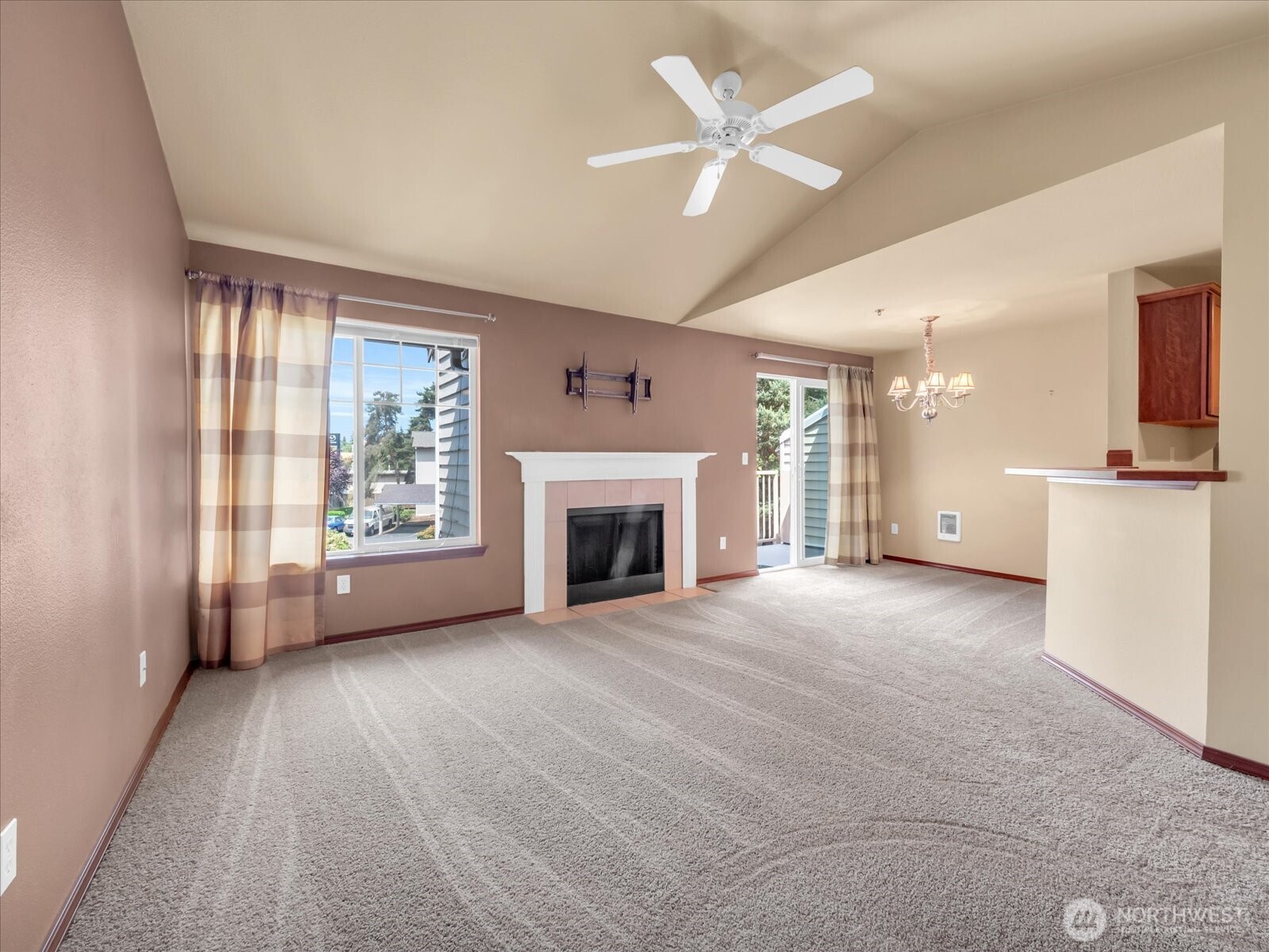11527 Highway 99 Unit: E305