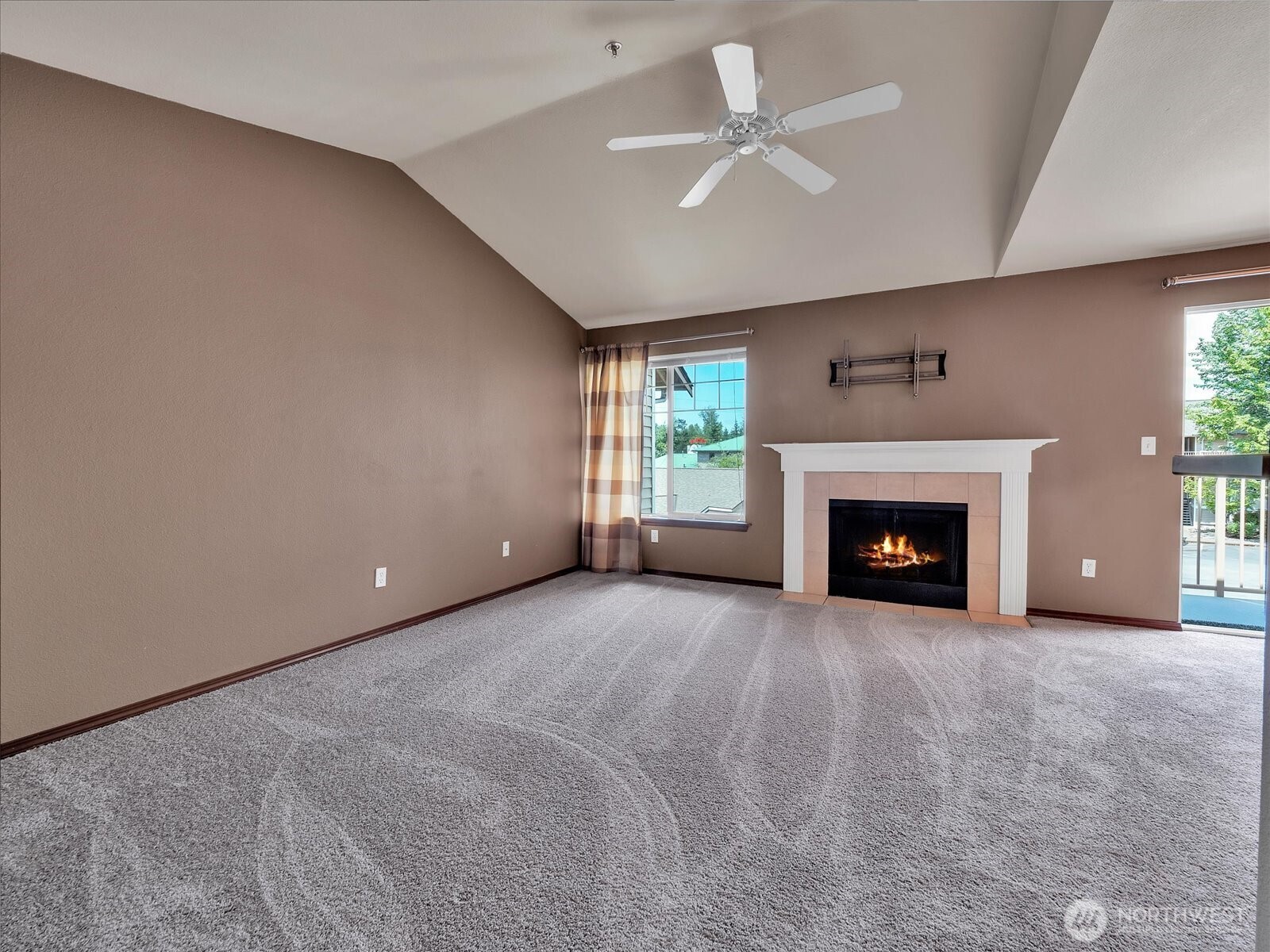 11527 Highway 99 Unit: E305
