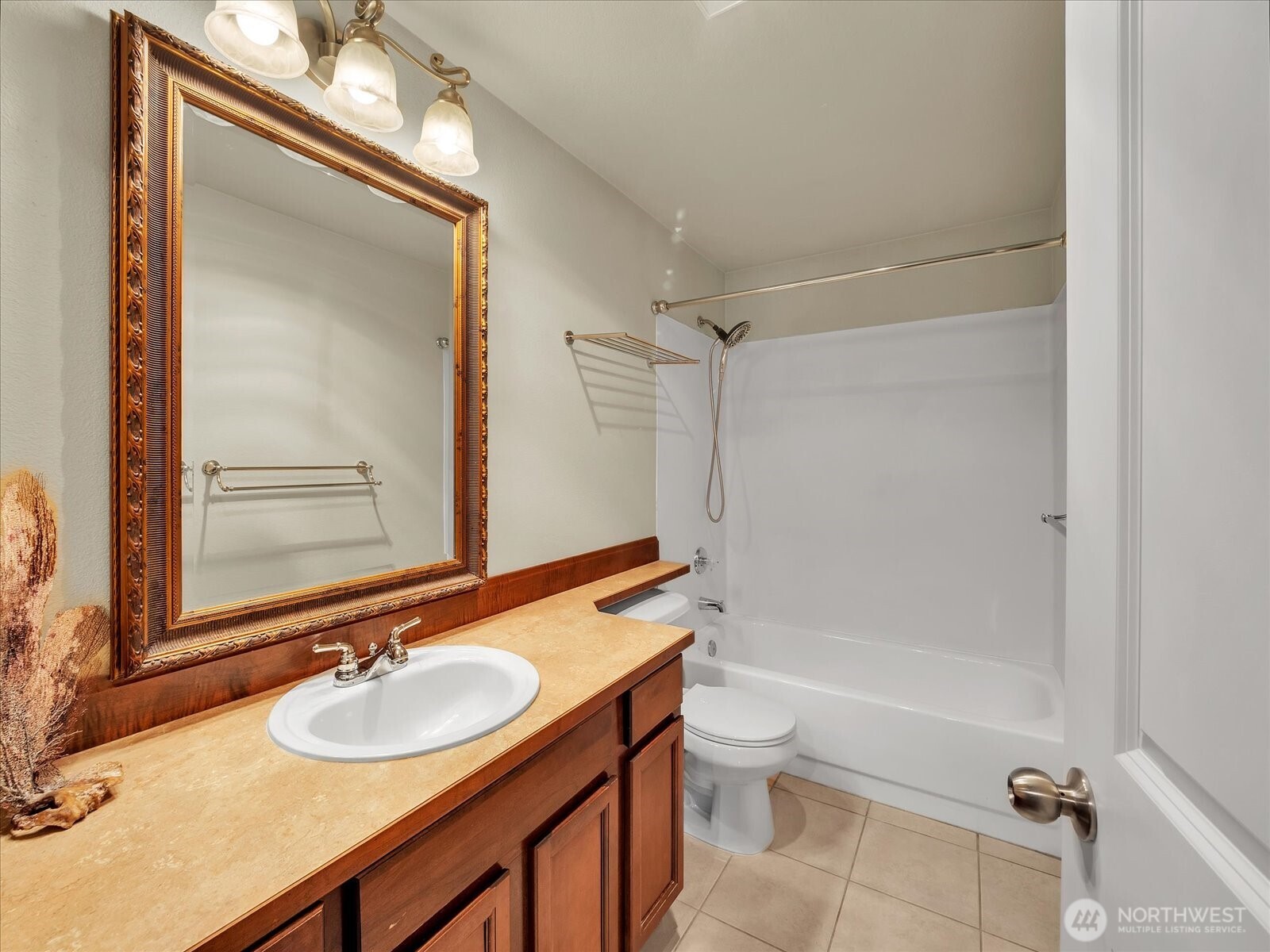 11527 Highway 99 Unit: E305