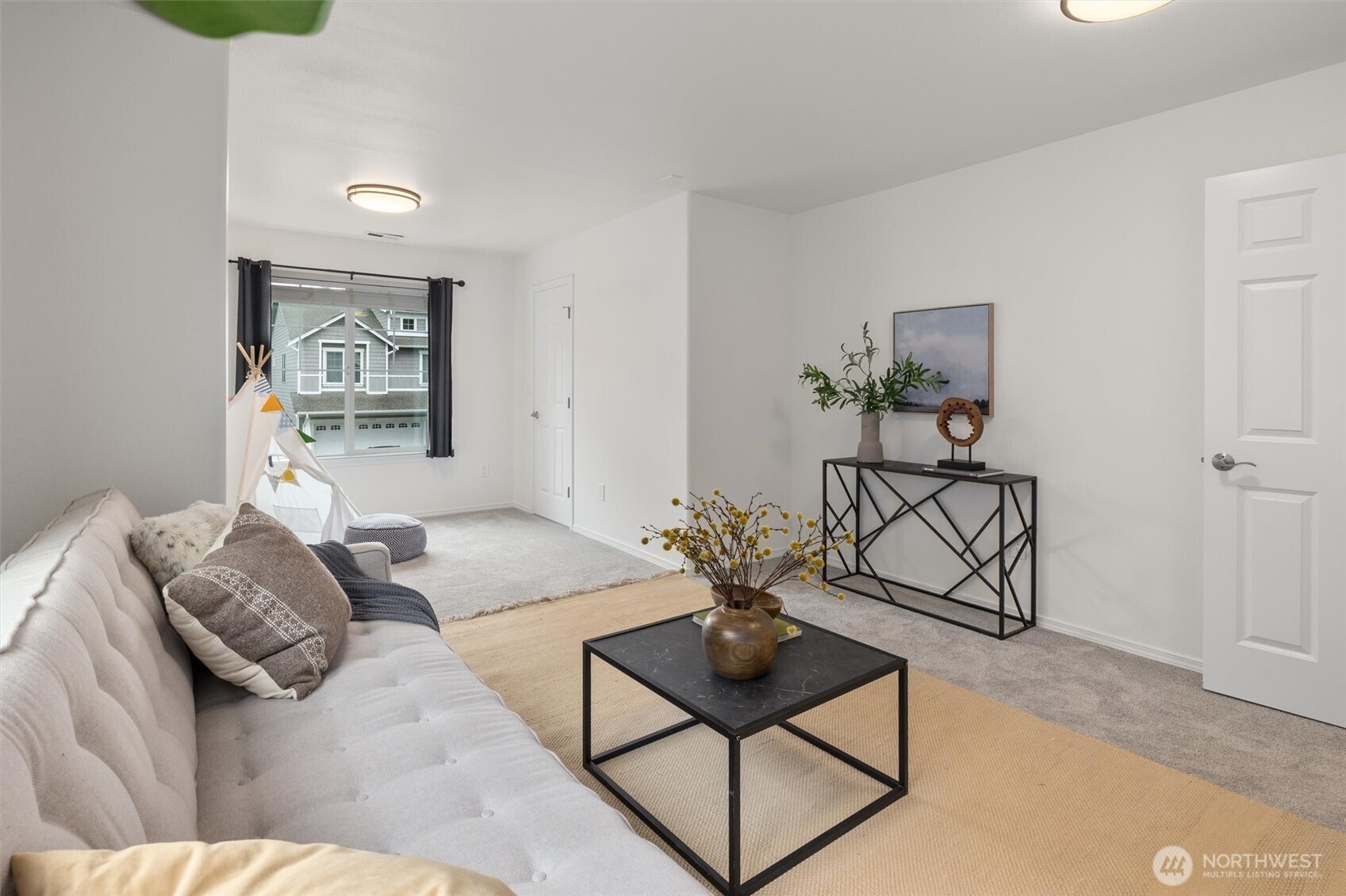 14219 284th Place NE