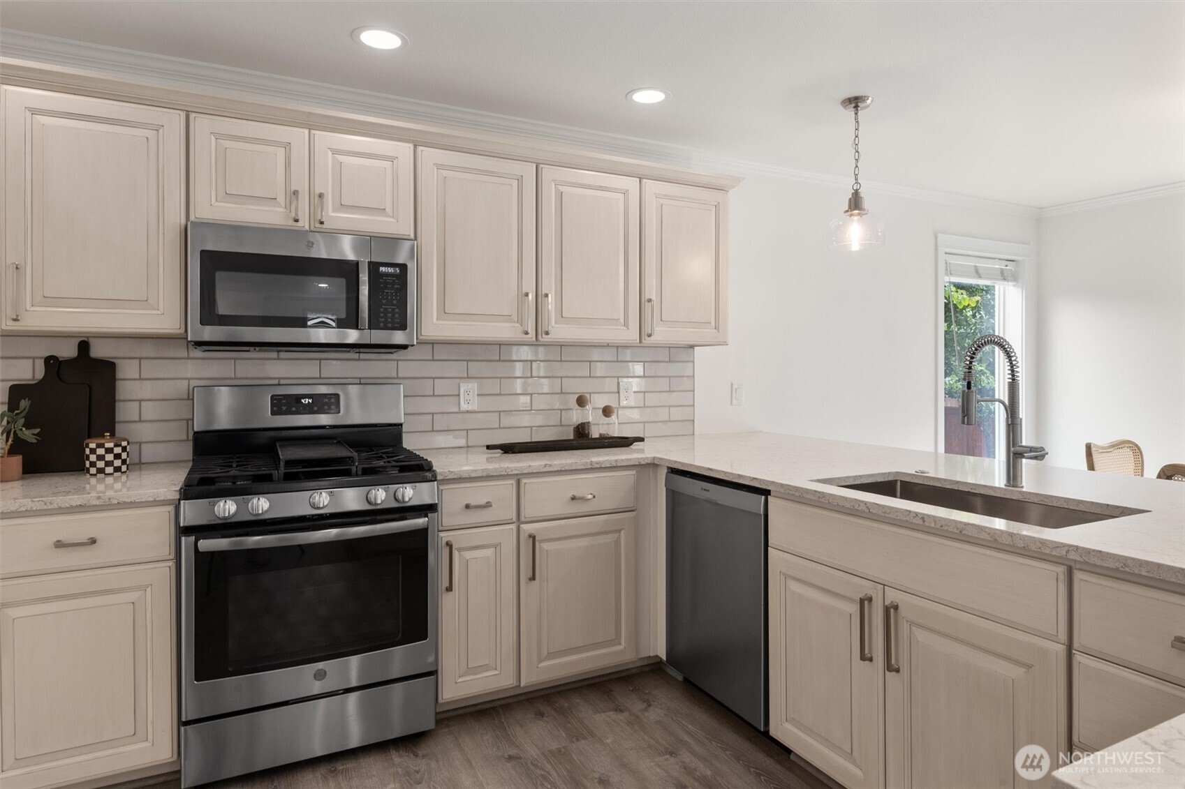 14219 284th Place NE