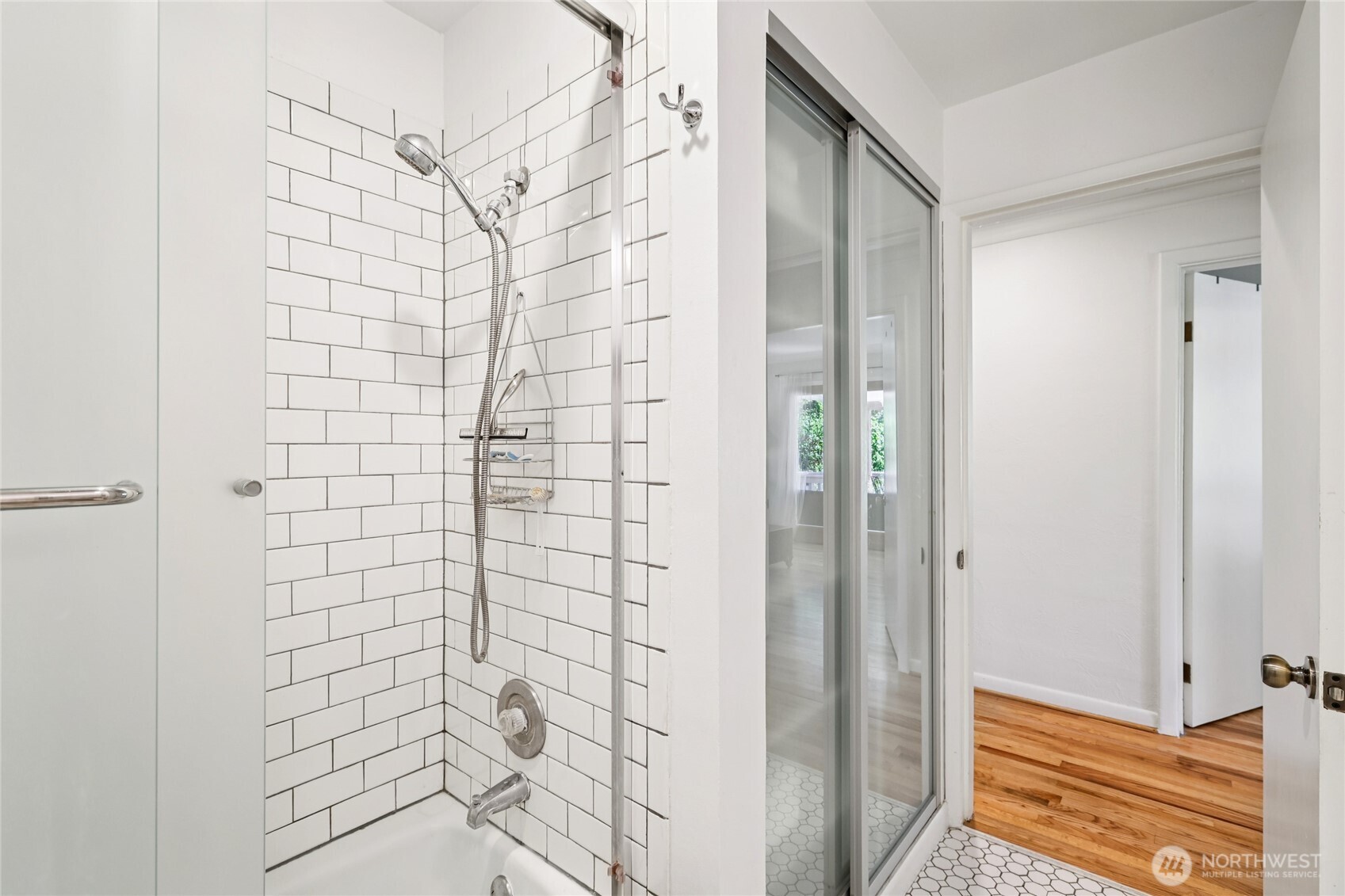 5325 Monta Vista Drive E