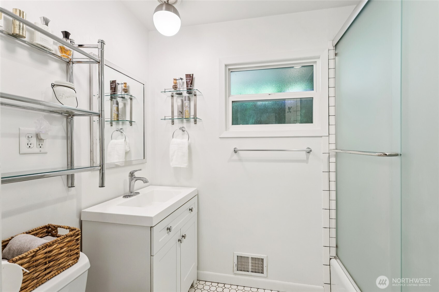 5325 Monta Vista Drive E