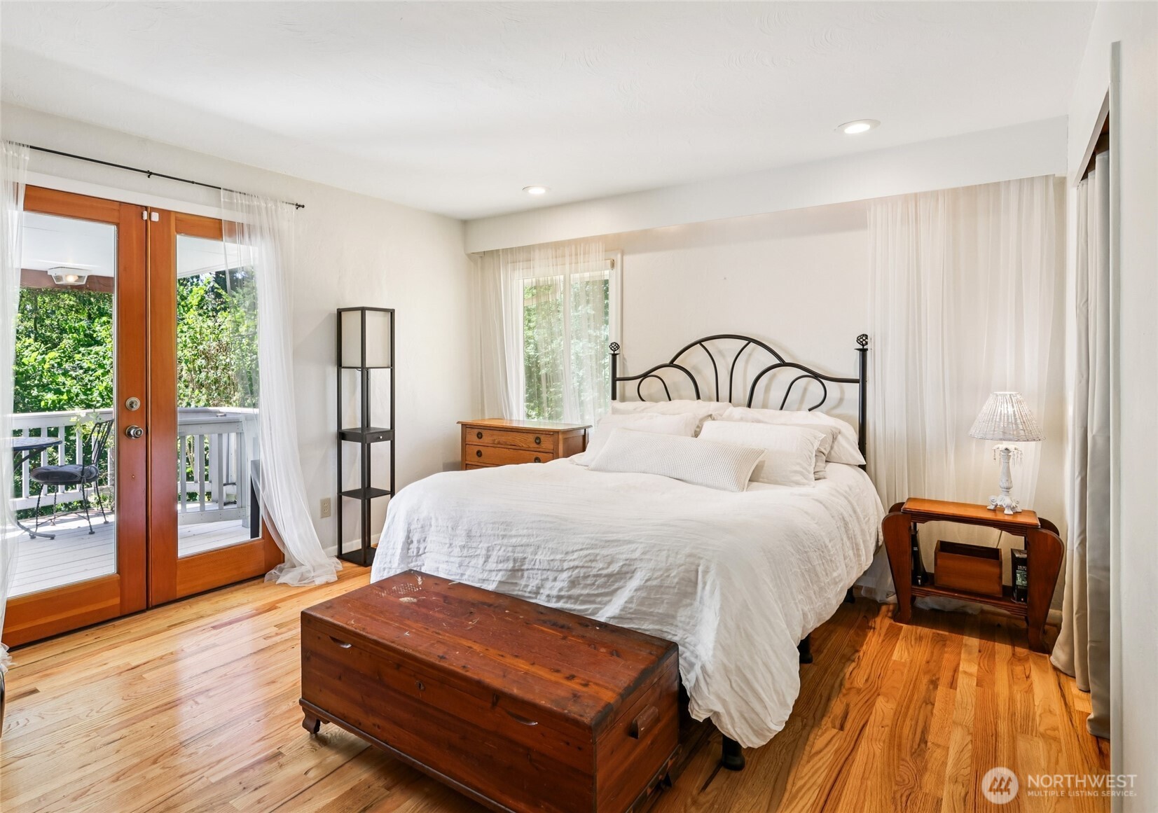 5325 Monta Vista Drive E