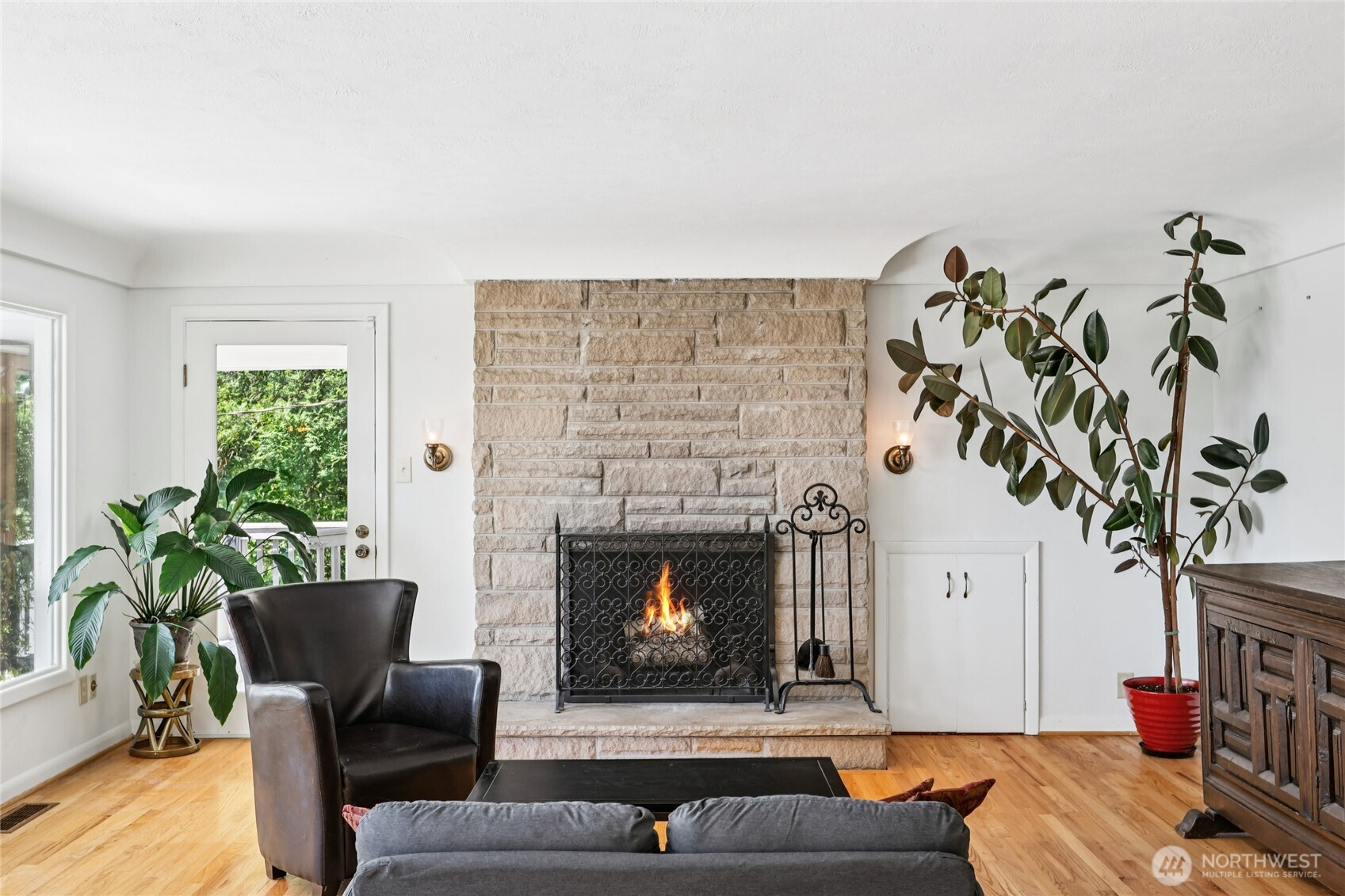 5325 Monta Vista Drive E