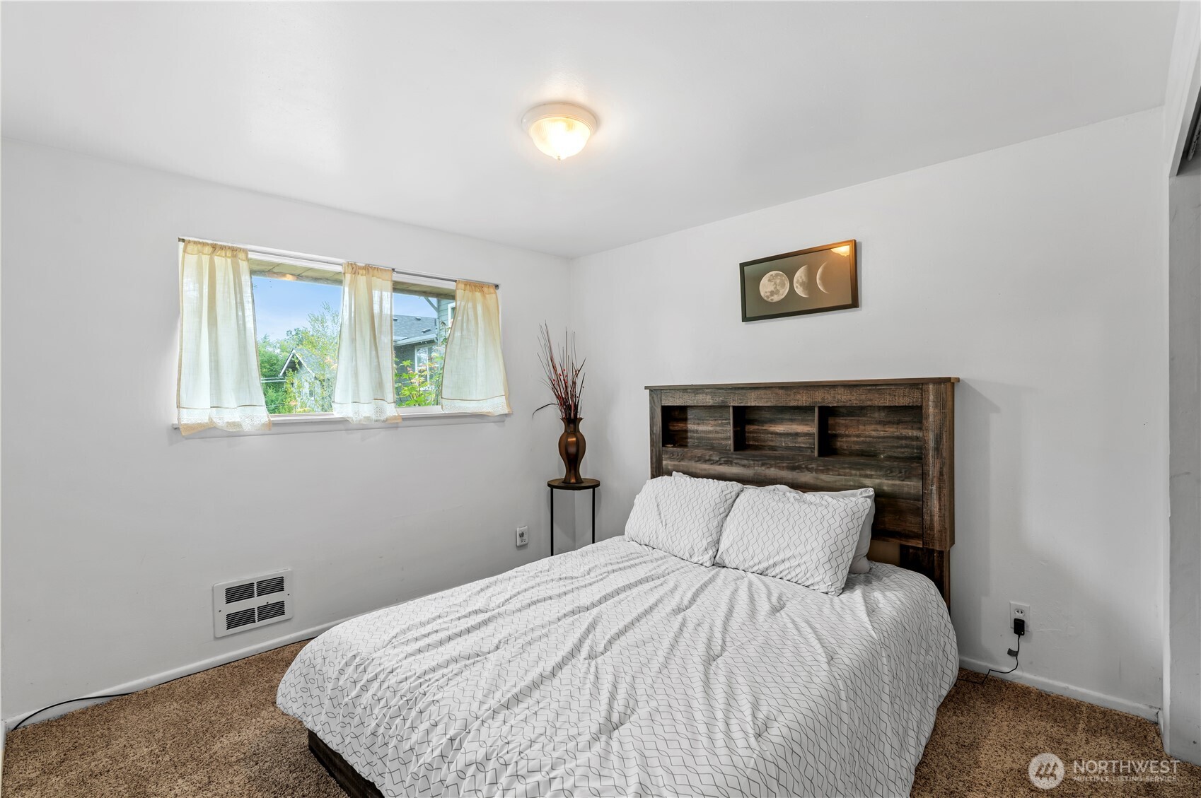 2409 Bickford Avenue