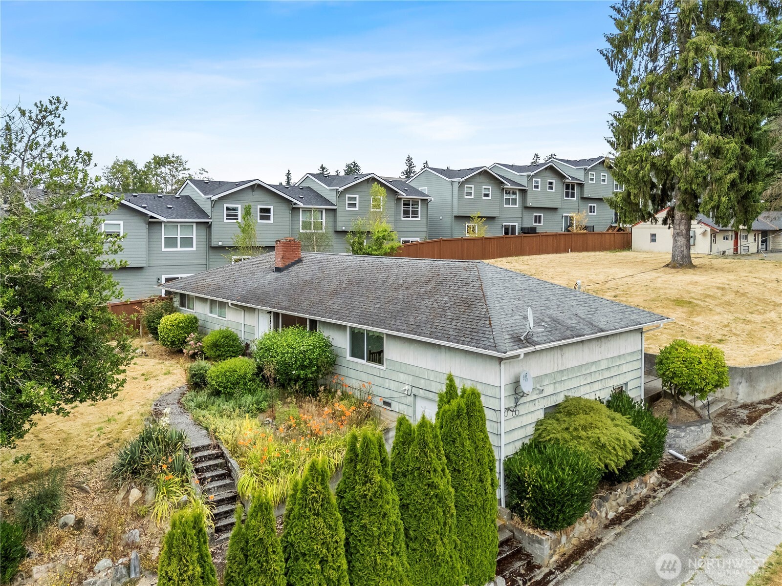 2409 Bickford Avenue