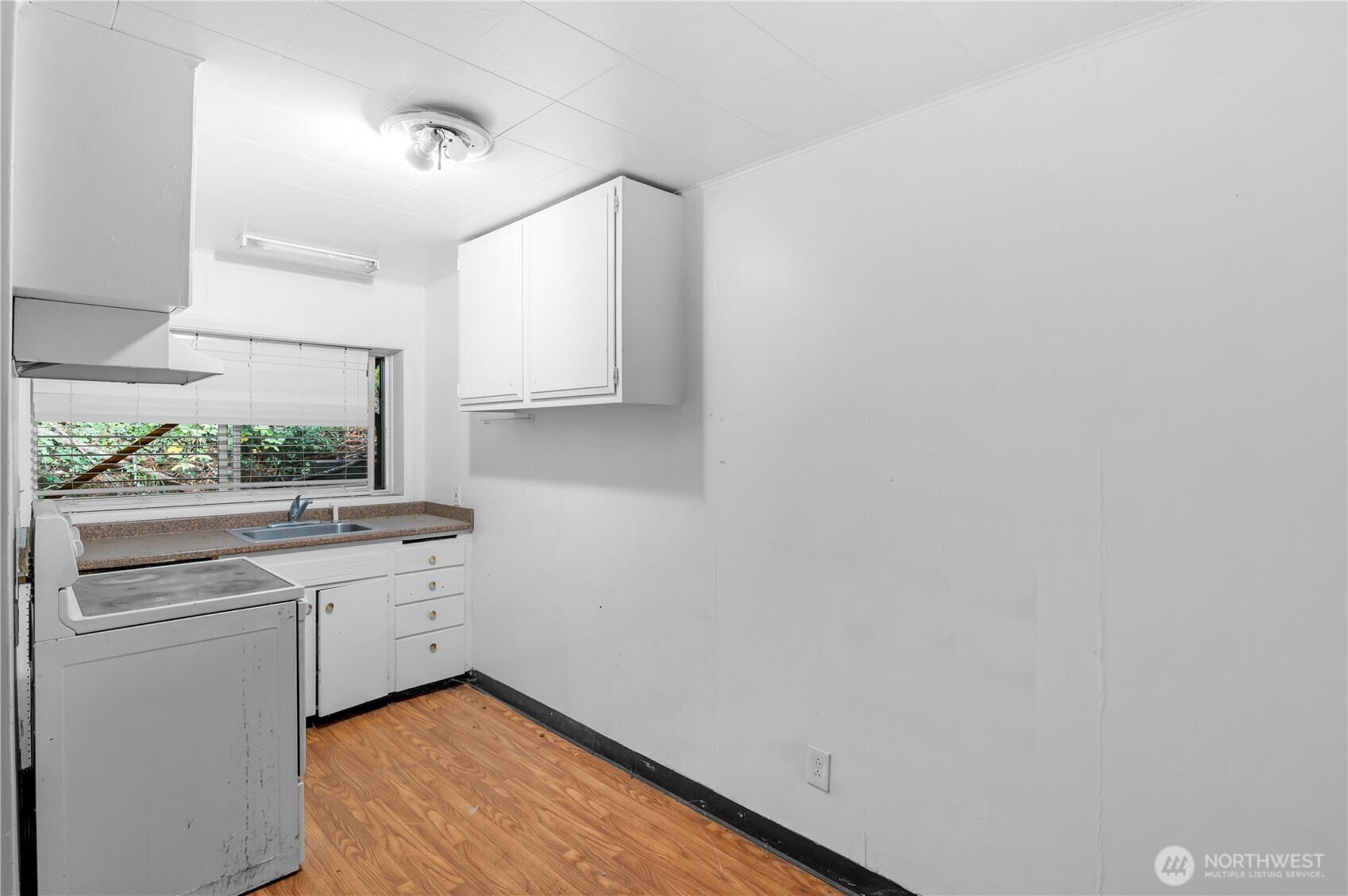 2409 Bickford Avenue