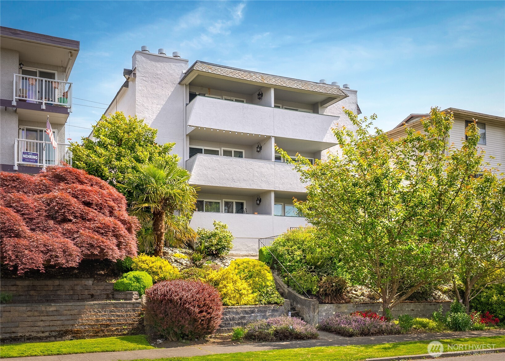 2423 Grand Avenue Unit: 5