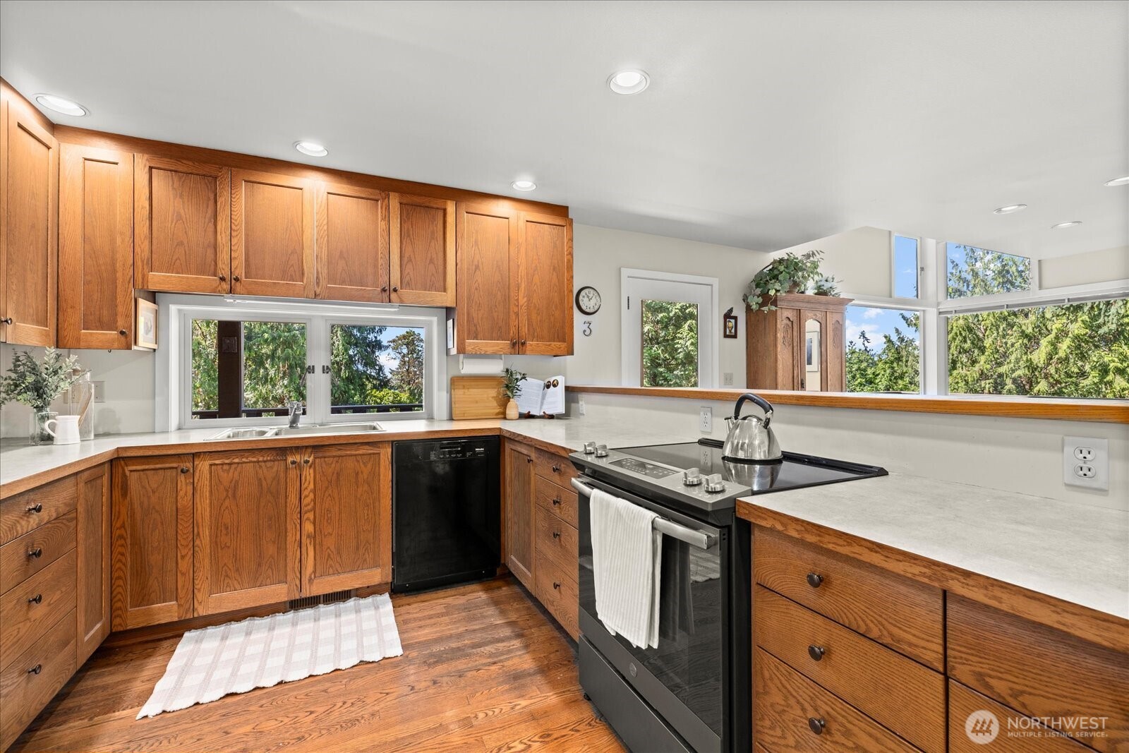 7104 NE 118th Street