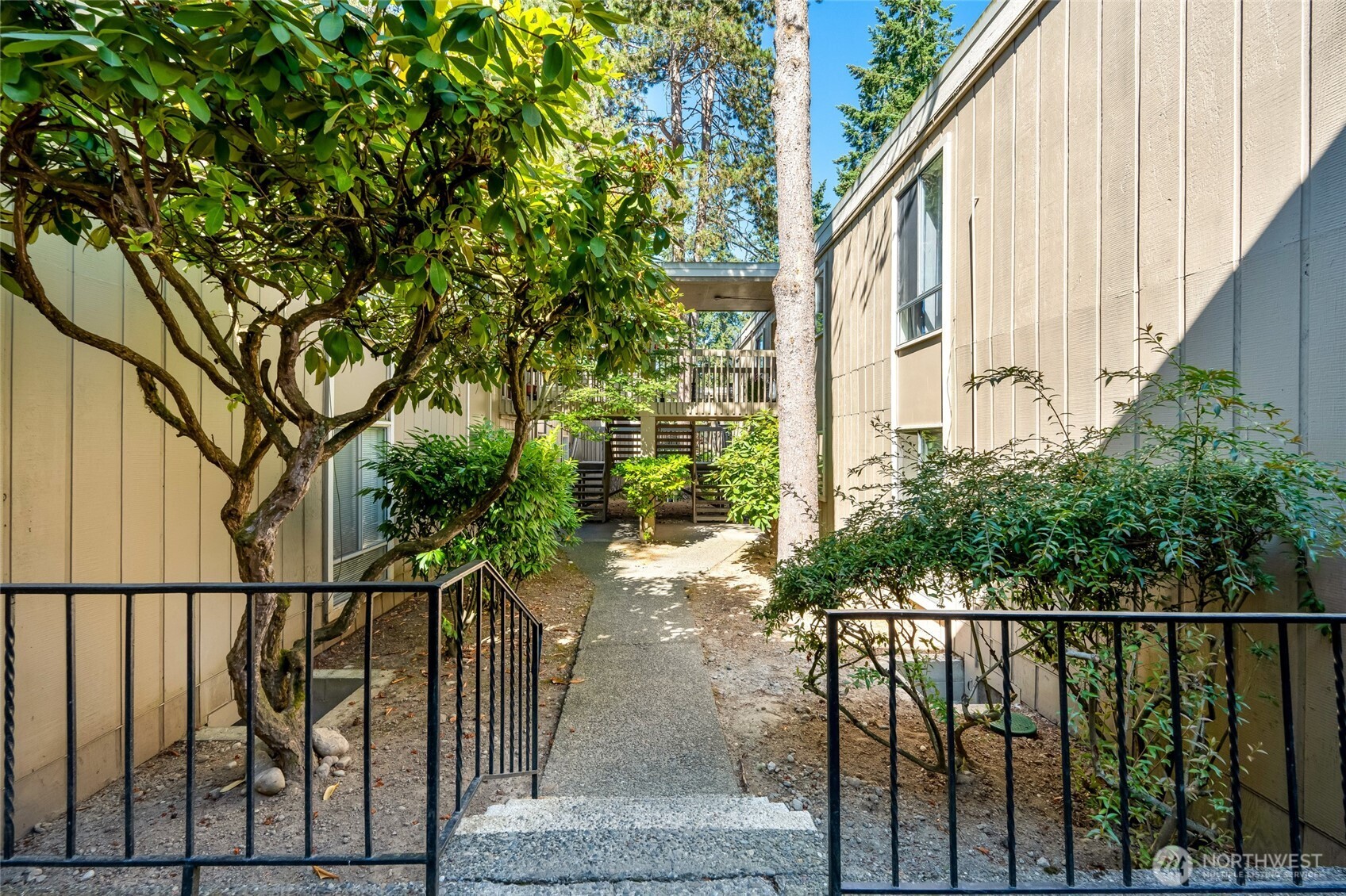 4811 180th Street SW Unit: D202