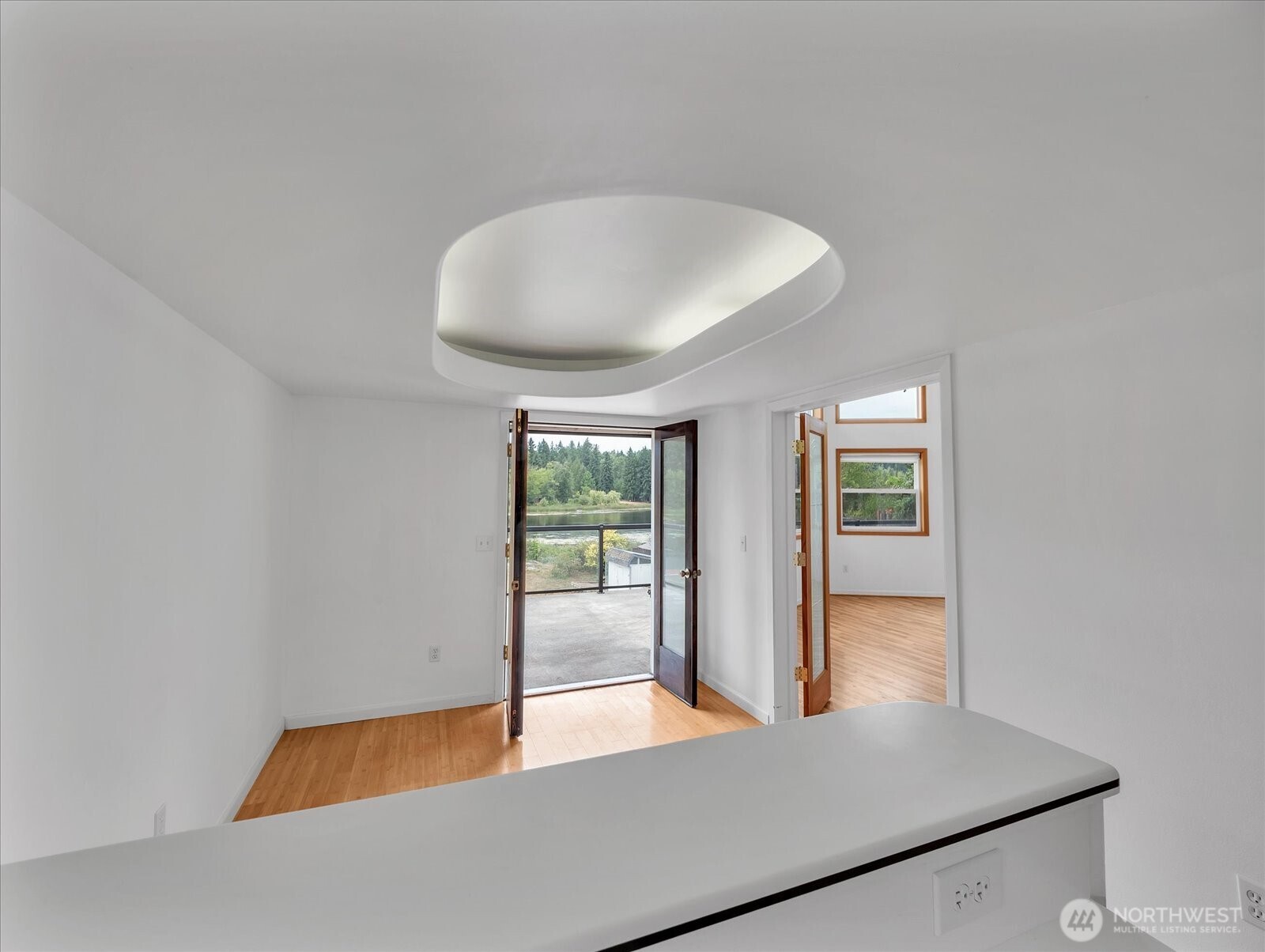 2117 256th Street NW
