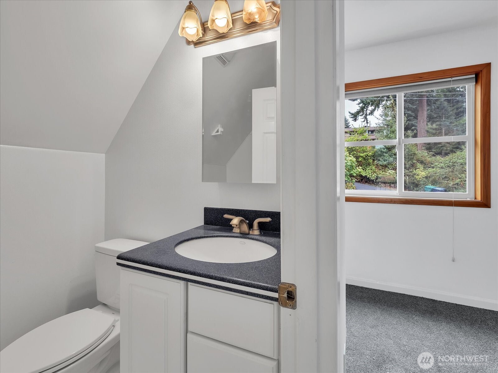 2117 256th Street NW