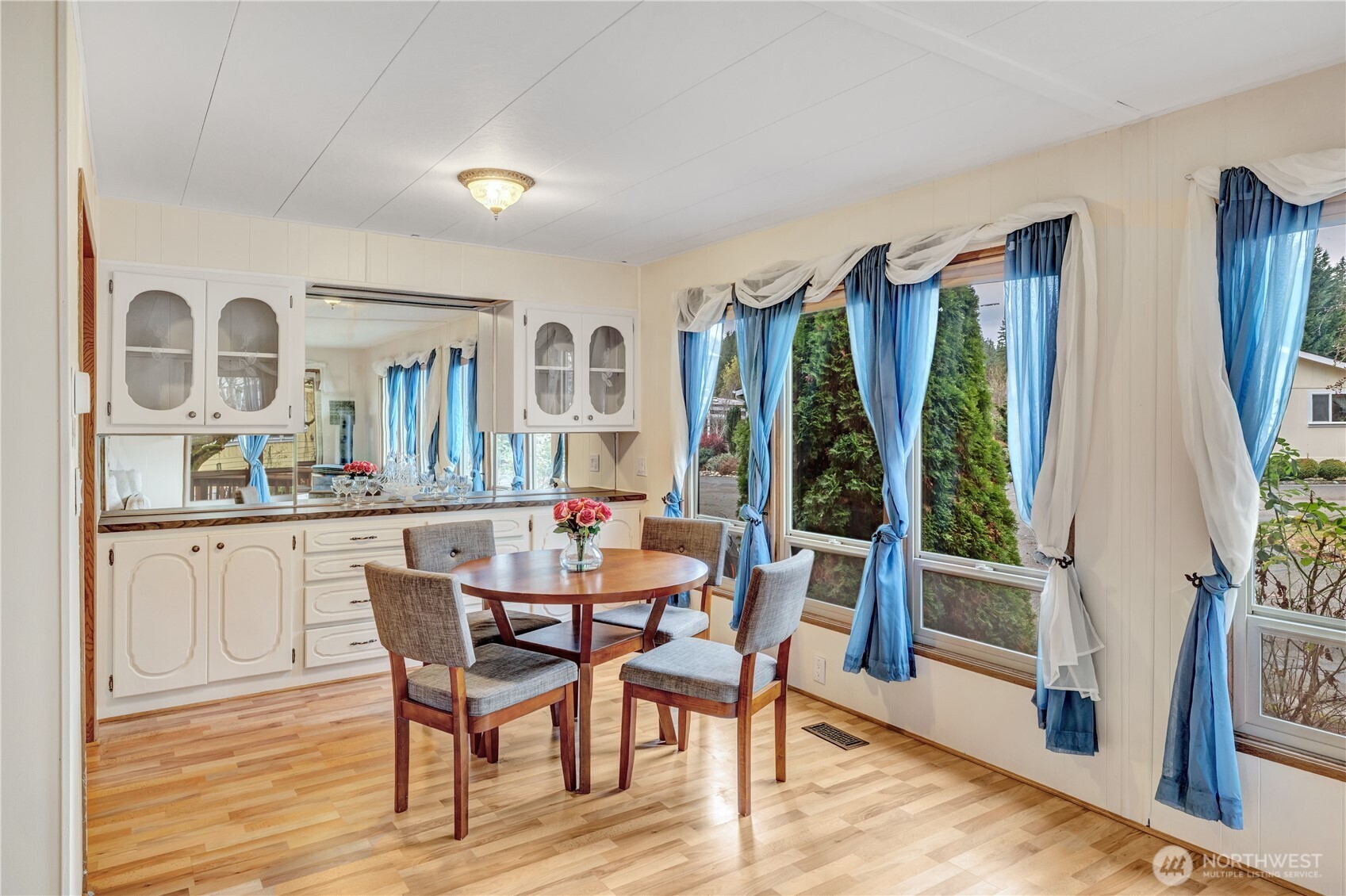 18425 NE 95th Street Unit: 110