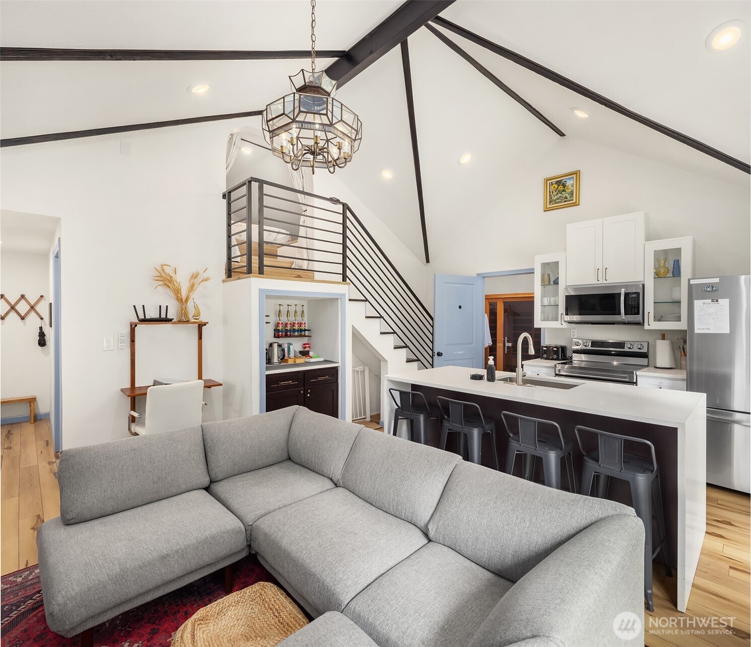 4027 S 275th Place