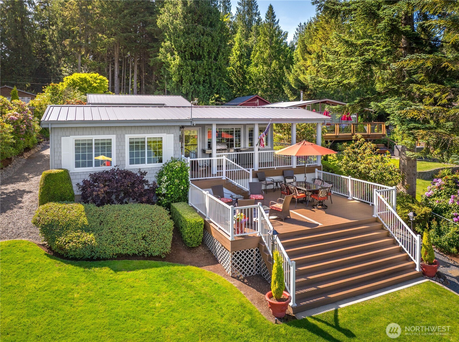 29 NW LAKE ROESIGER ROAD