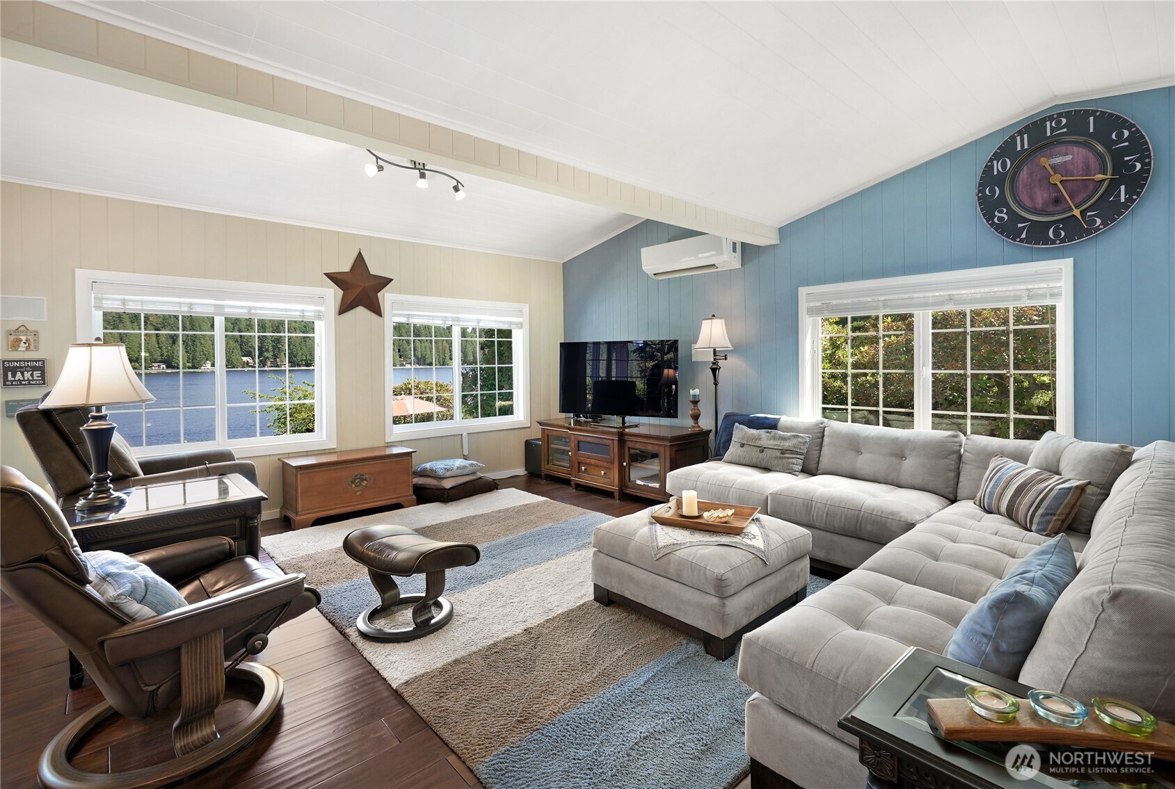 29 NW LAKE ROESIGER ROAD