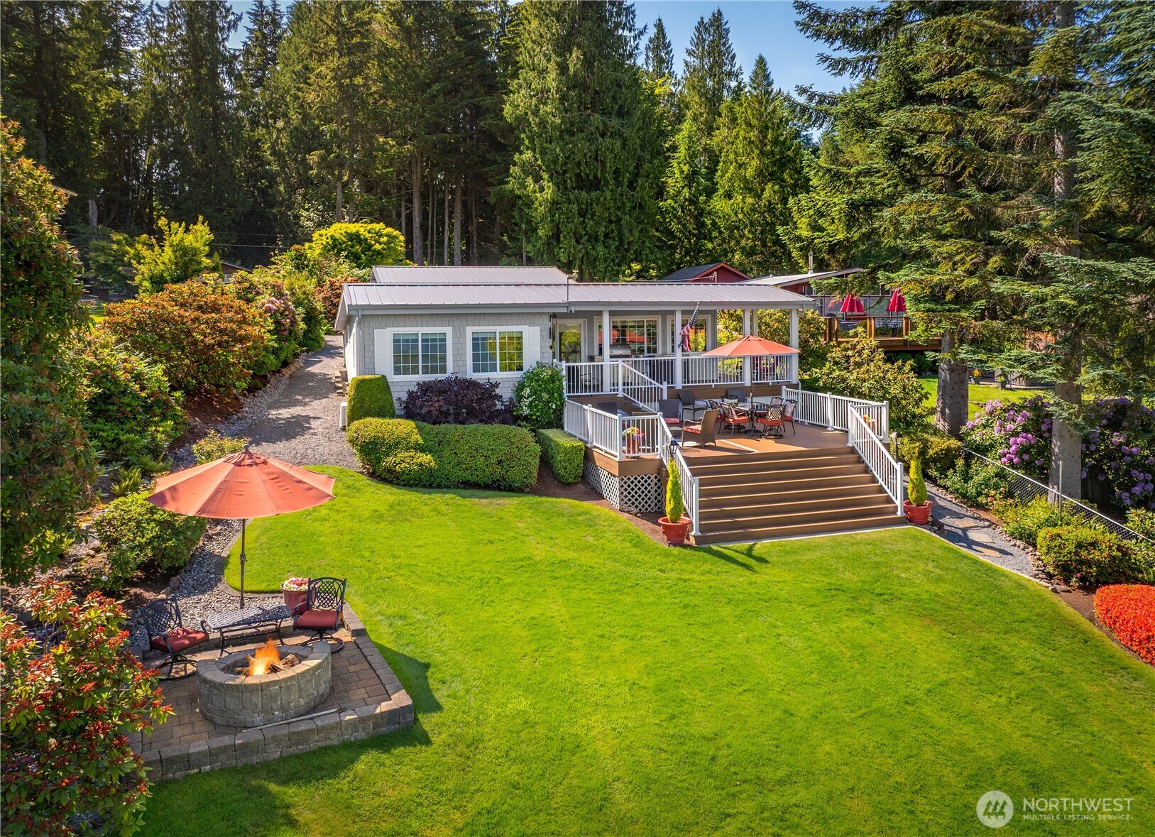 29 NW LAKE ROESIGER ROAD