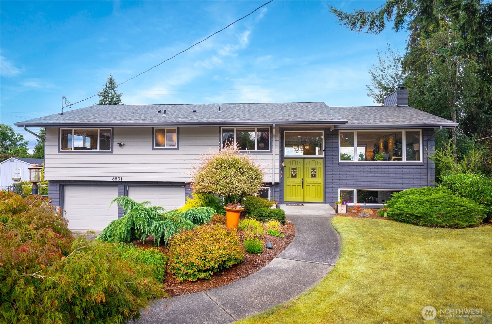 8831 RIVERCREST AVENUE