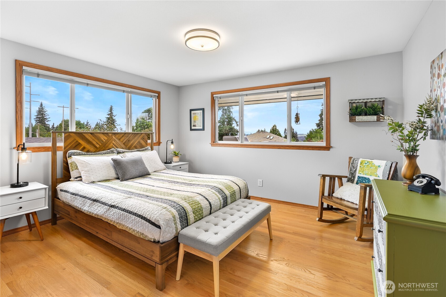 8831 RIVERCREST AVENUE