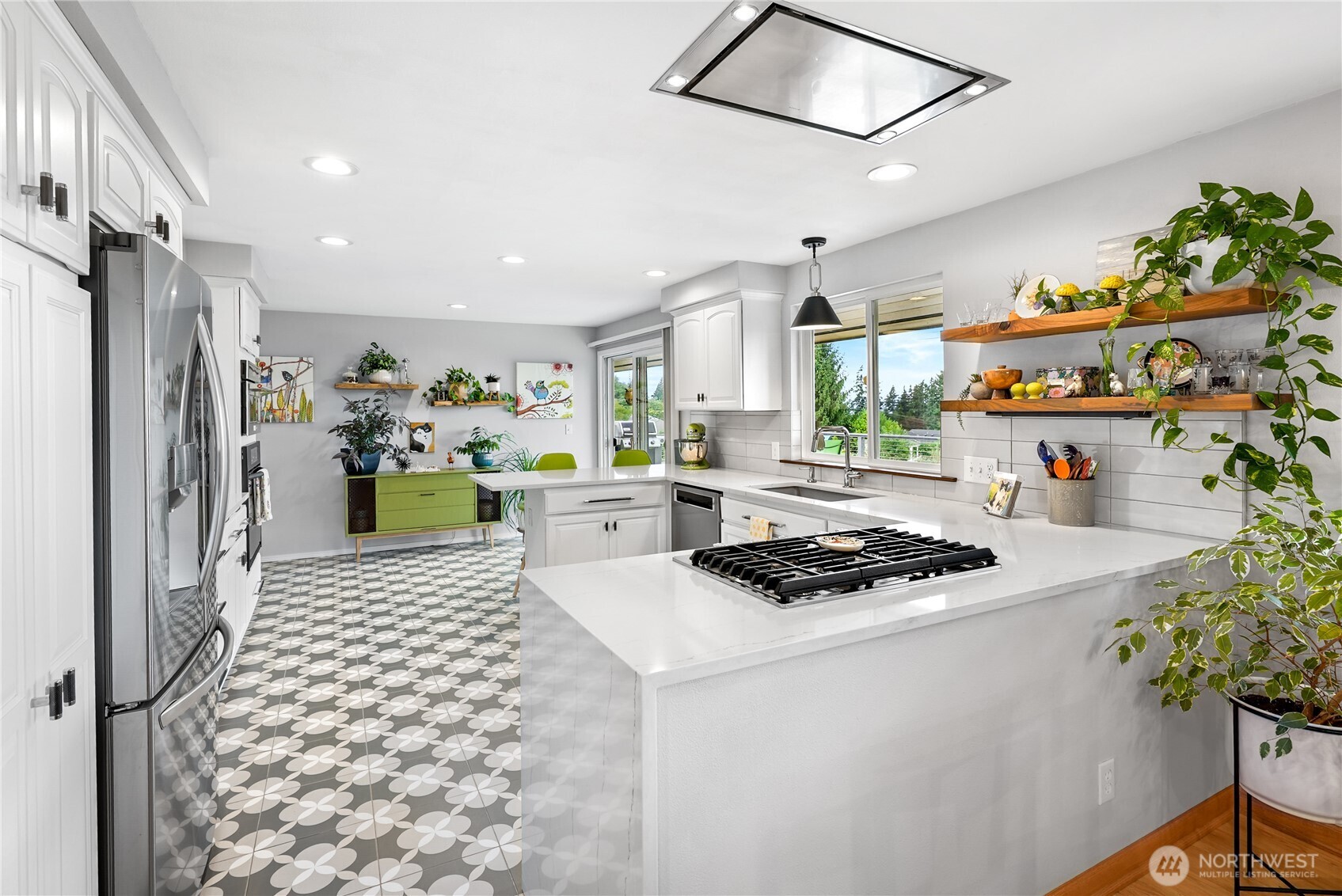 8831 RIVERCREST AVENUE