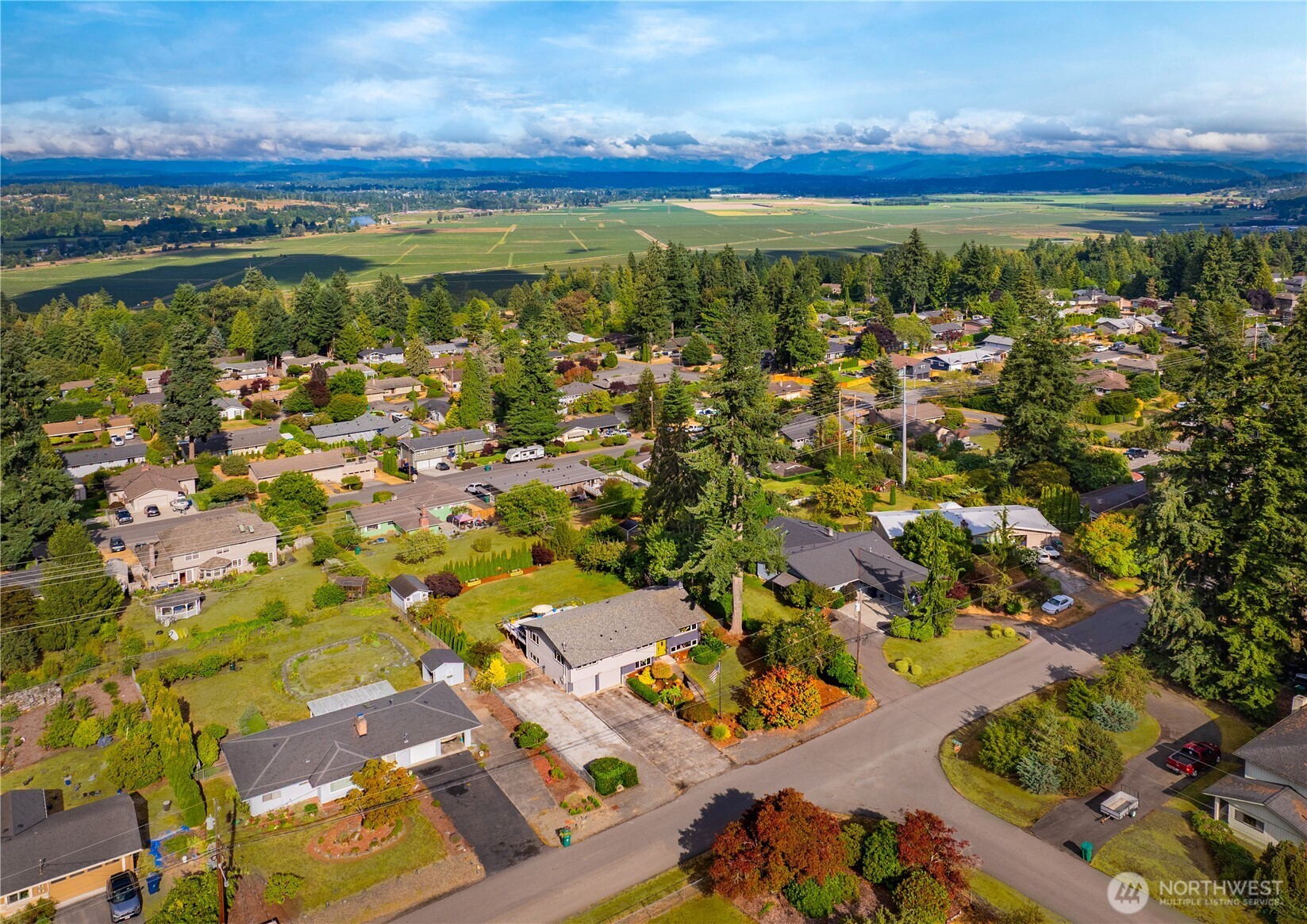 8831 RIVERCREST AVENUE