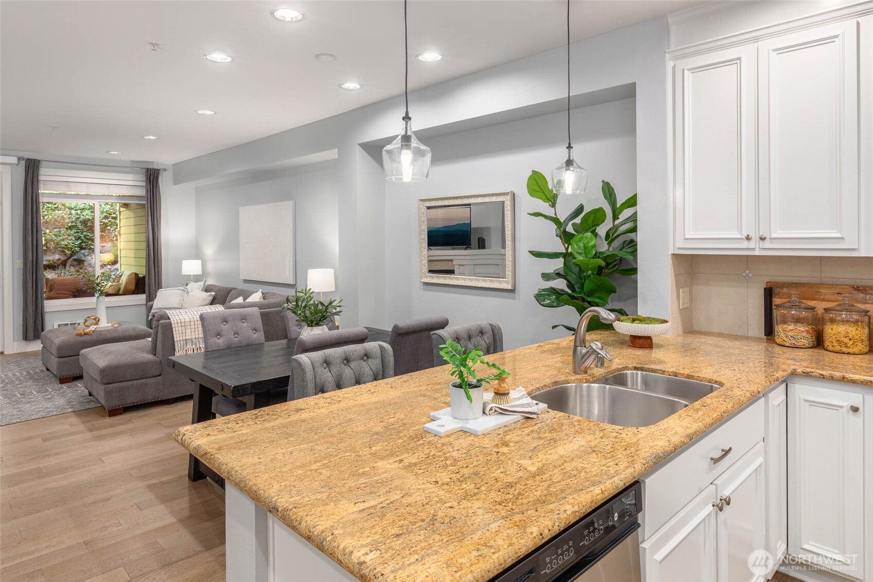 8850 Redmond Woodinville Road NE Unit: 305