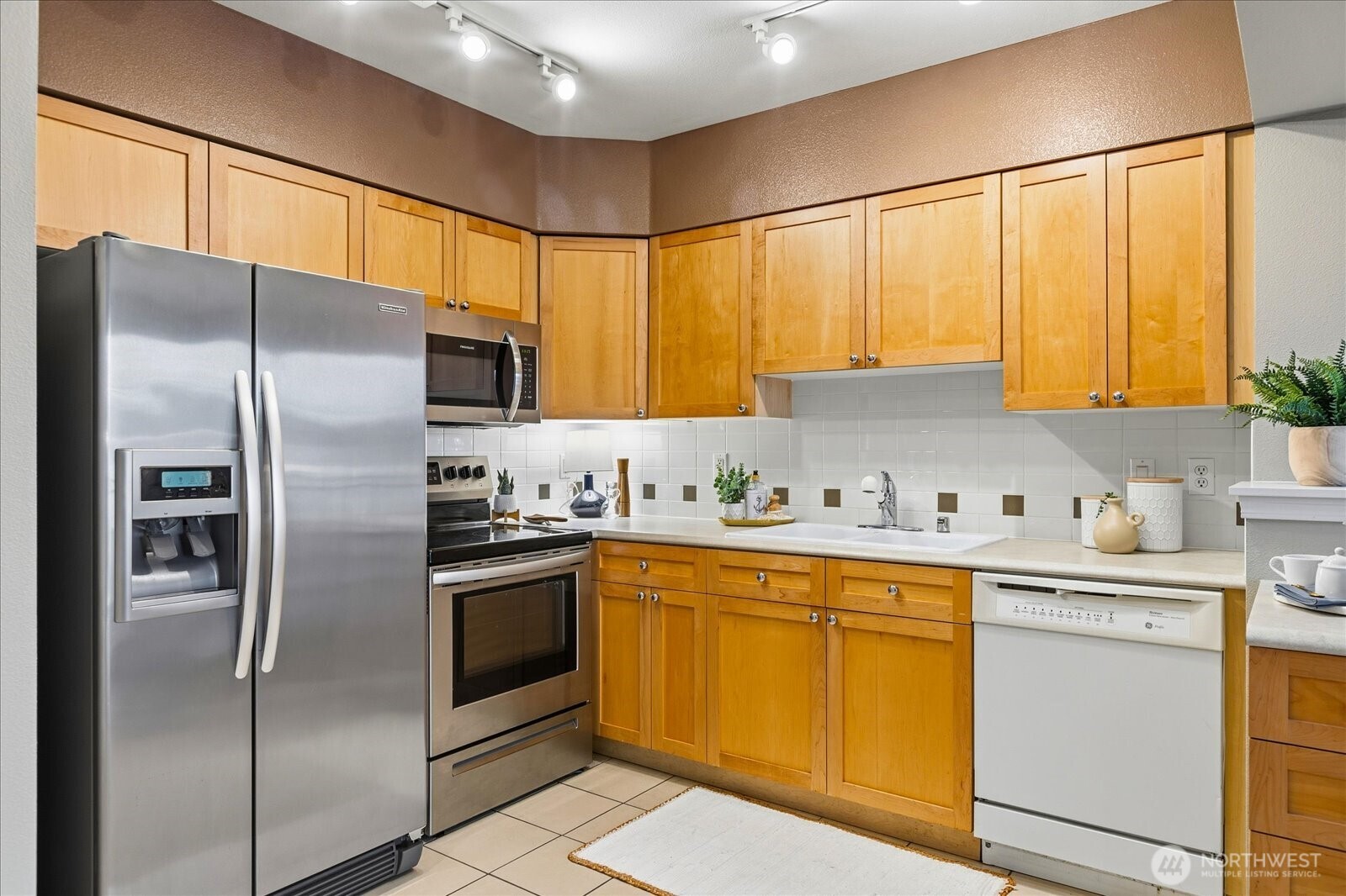 1525 NW 57th Street Unit: 429