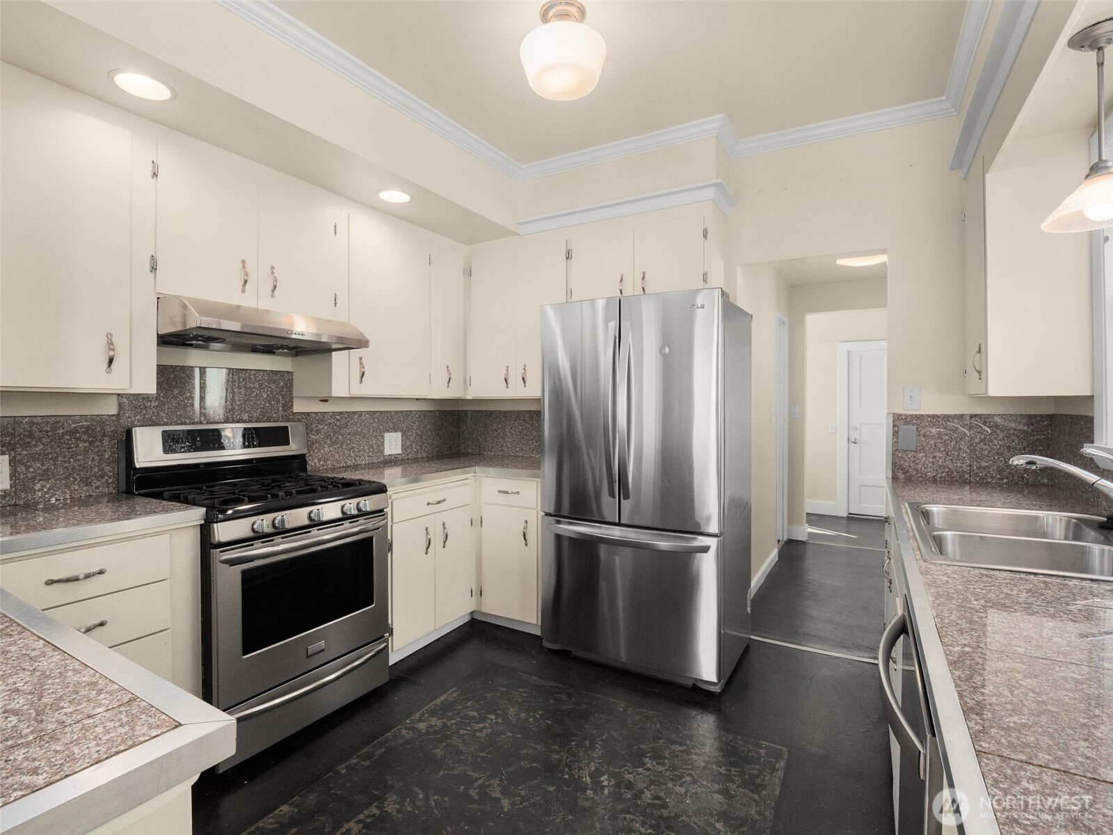 5115 S Mayflower Street