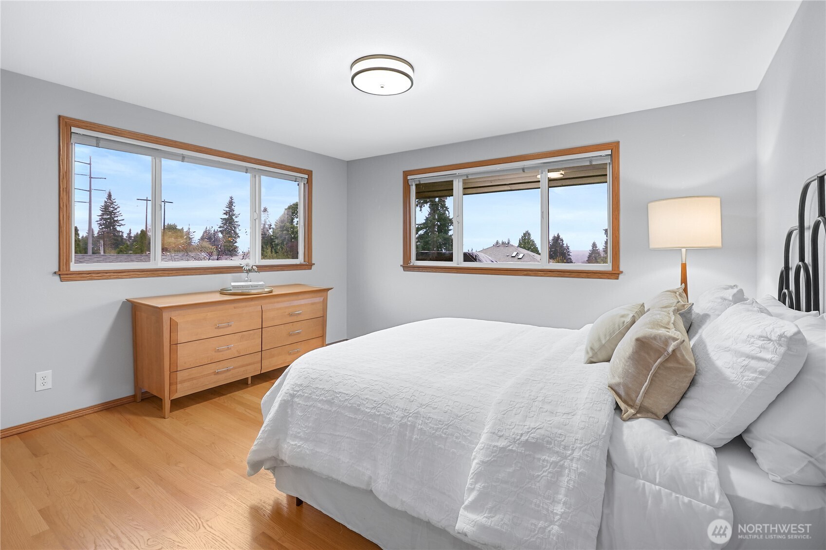 8831 RIVERCREST AVENUE