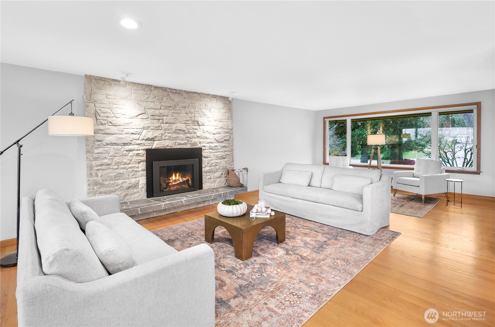 8831 RIVERCREST AVENUE