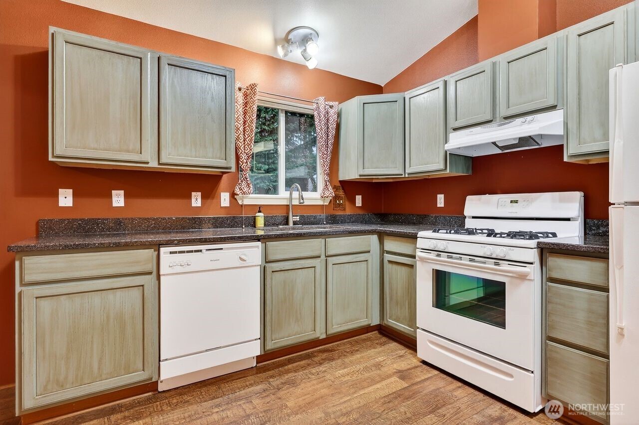 708 Marquette Avenue