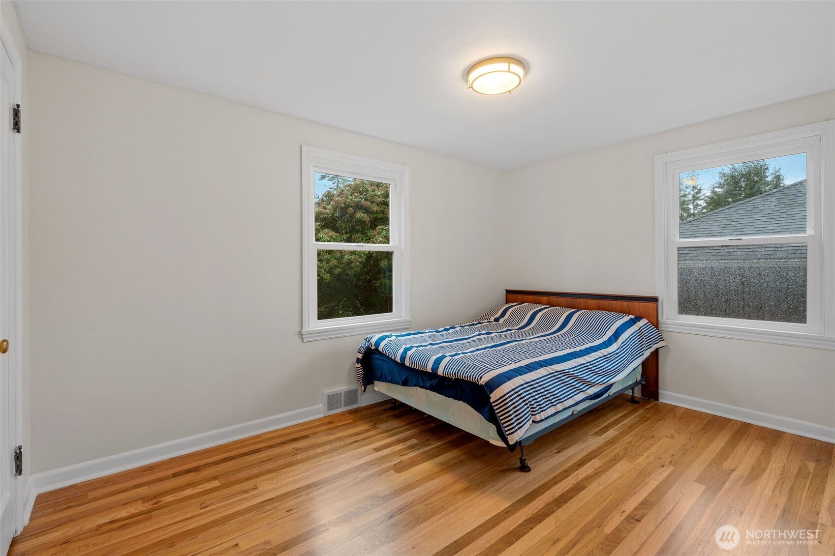 9748 Dayton Avenue N