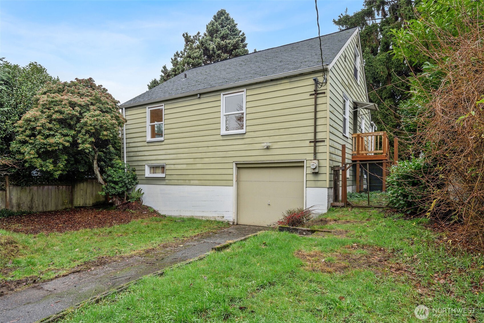 9748 Dayton Avenue N