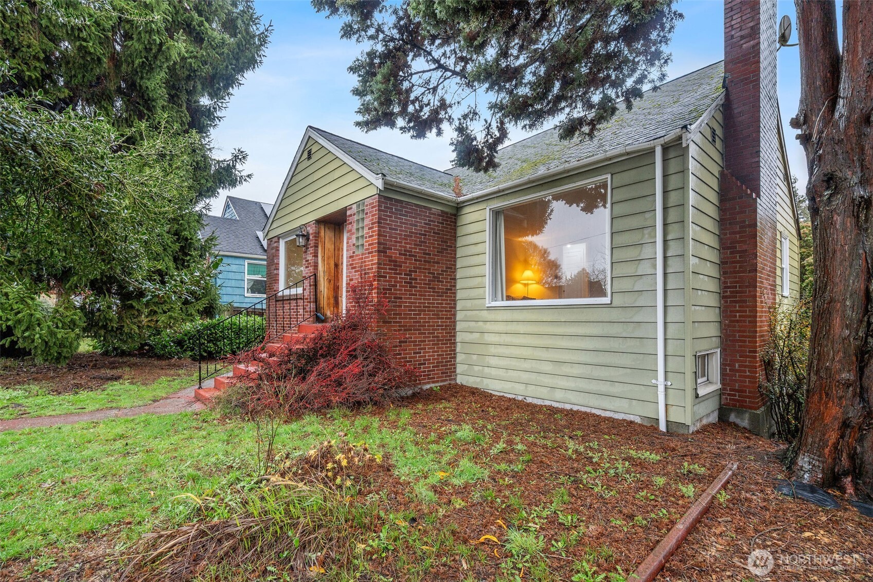 9748 Dayton Avenue N