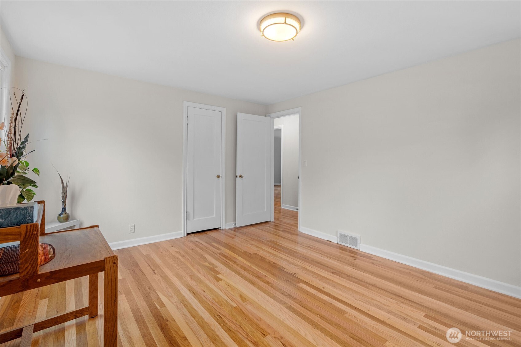 9748 Dayton Avenue N