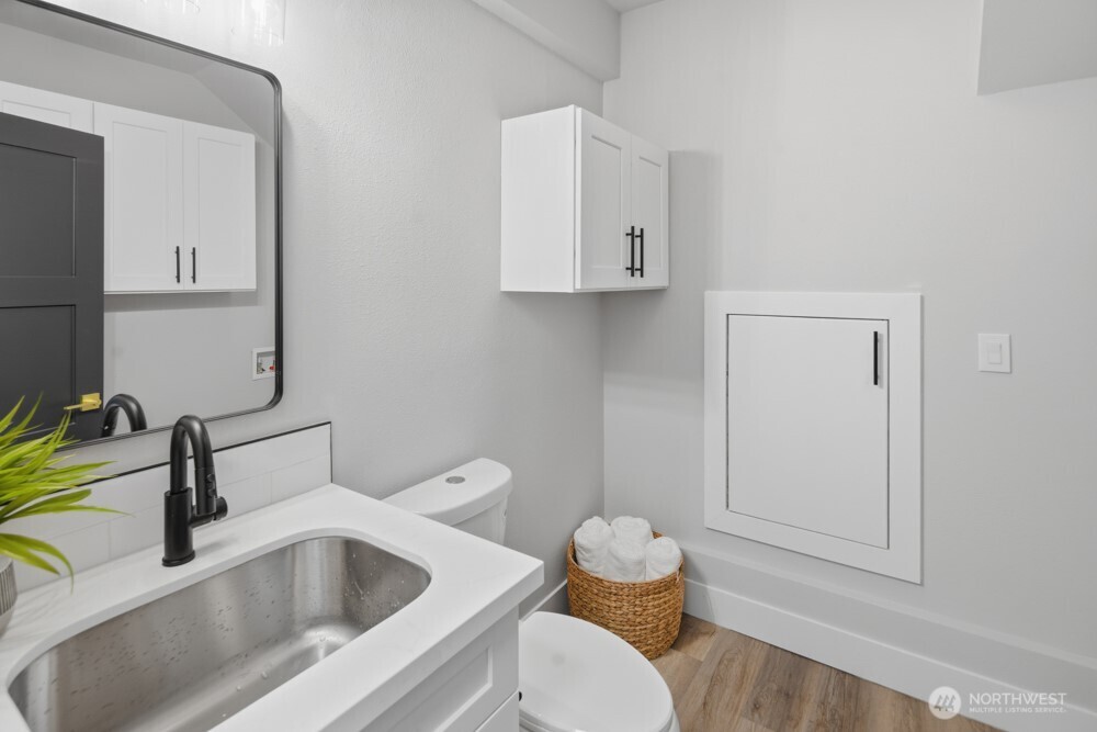 10704 NE 200th Place