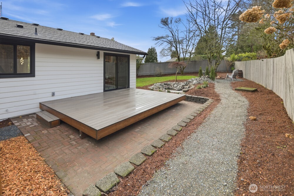 10704 NE 200th Place