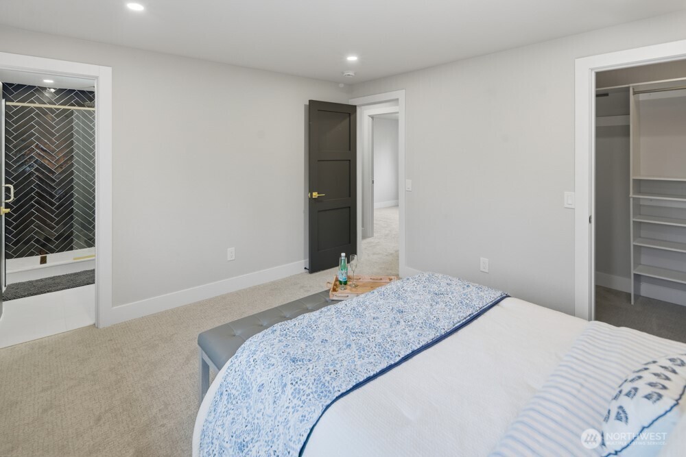 10704 NE 200th Place