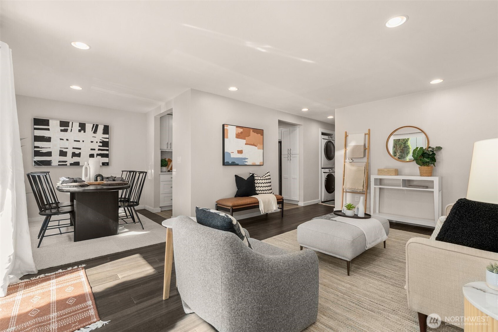 2219 Eastlake Avenue E Unit: 101