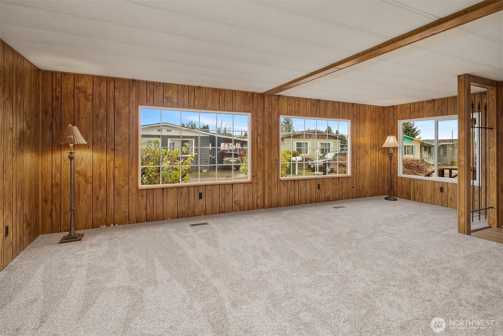 7508 47th Avenue NE Unit: 1