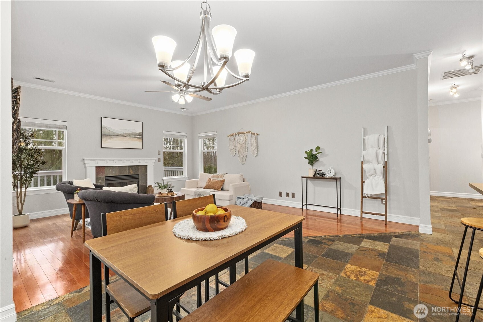 18592 Rainier View Road SE