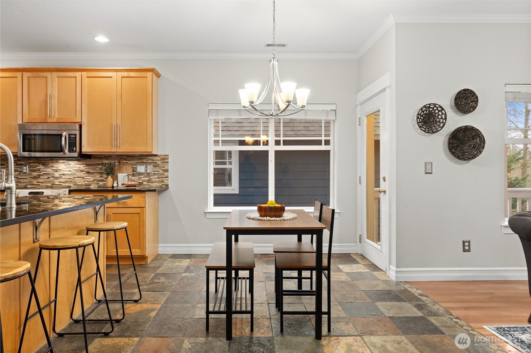 18592 Rainier View Road SE