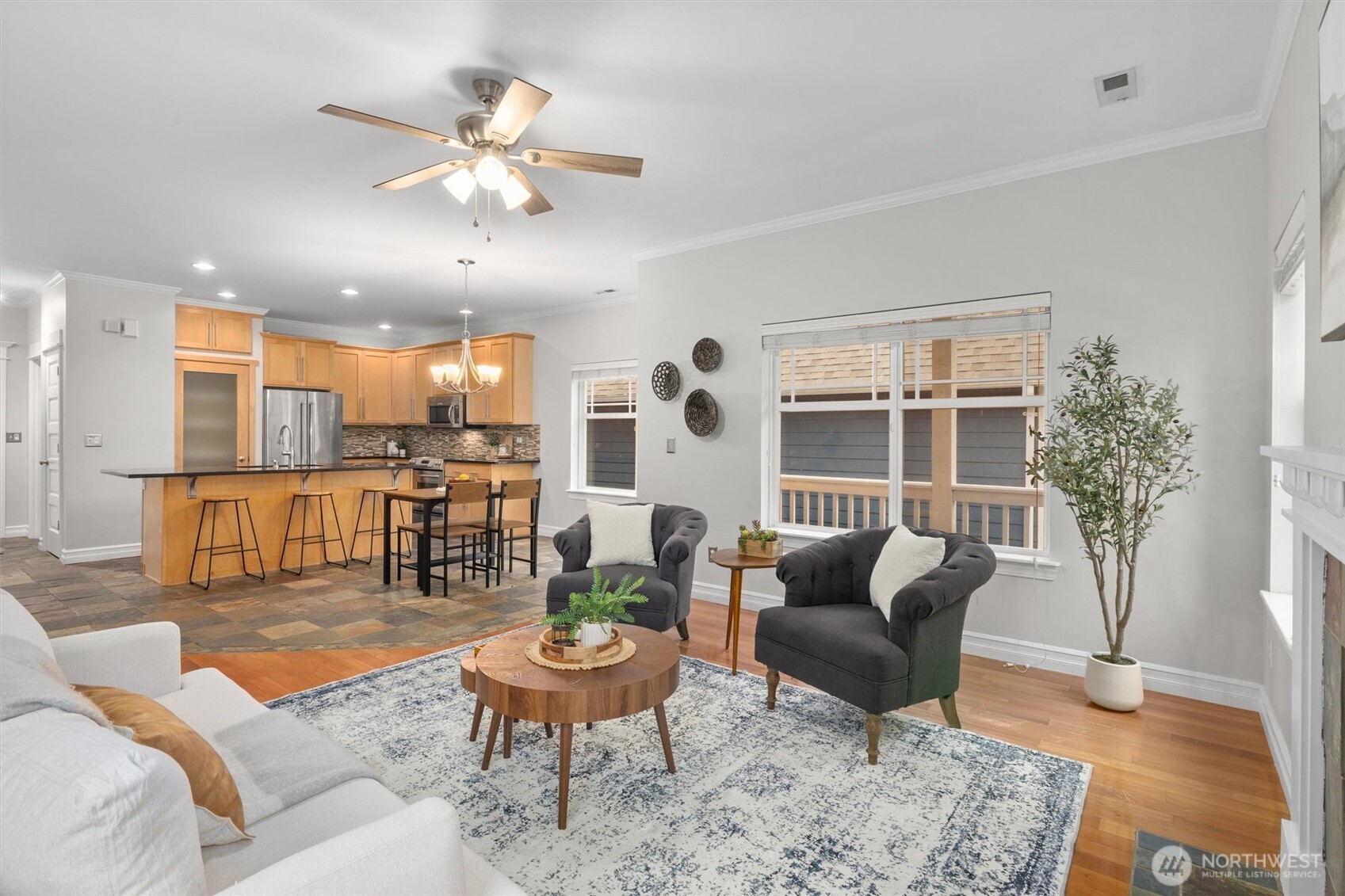 18592 Rainier View Road SE