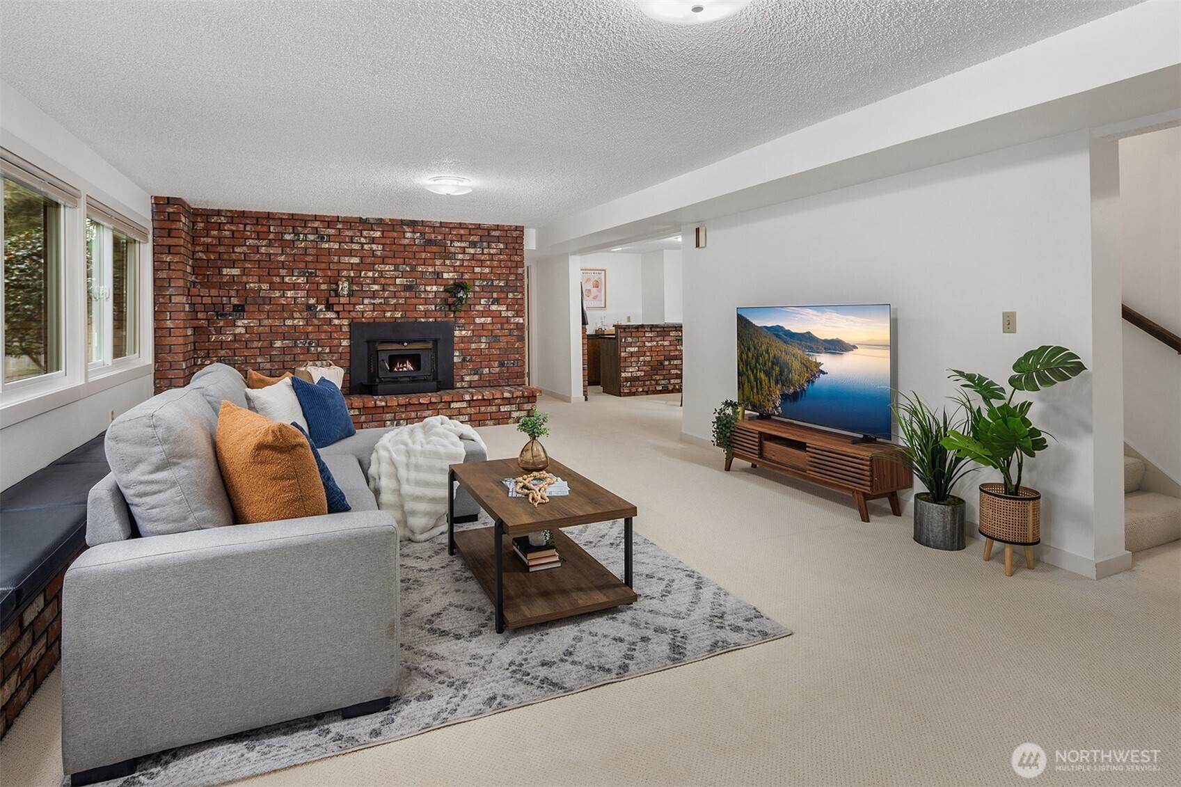 6910 150th Avenue NE