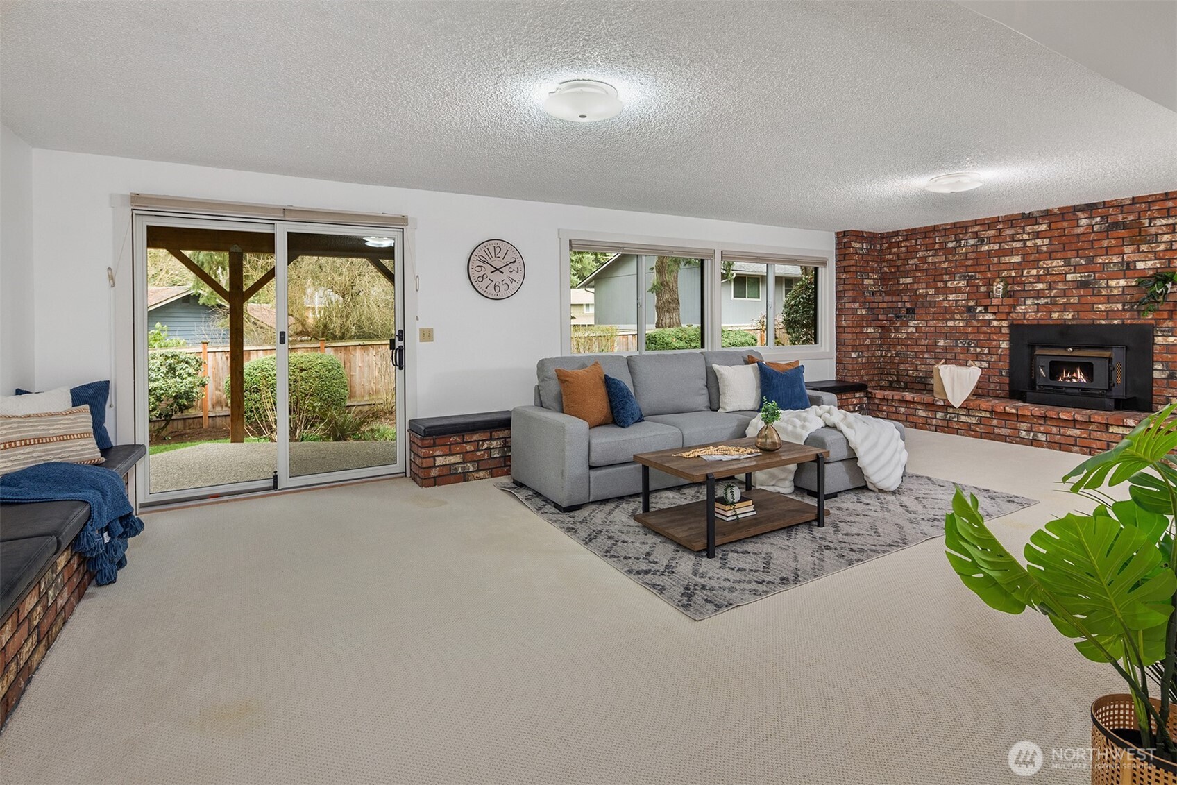 6910 150th Avenue NE