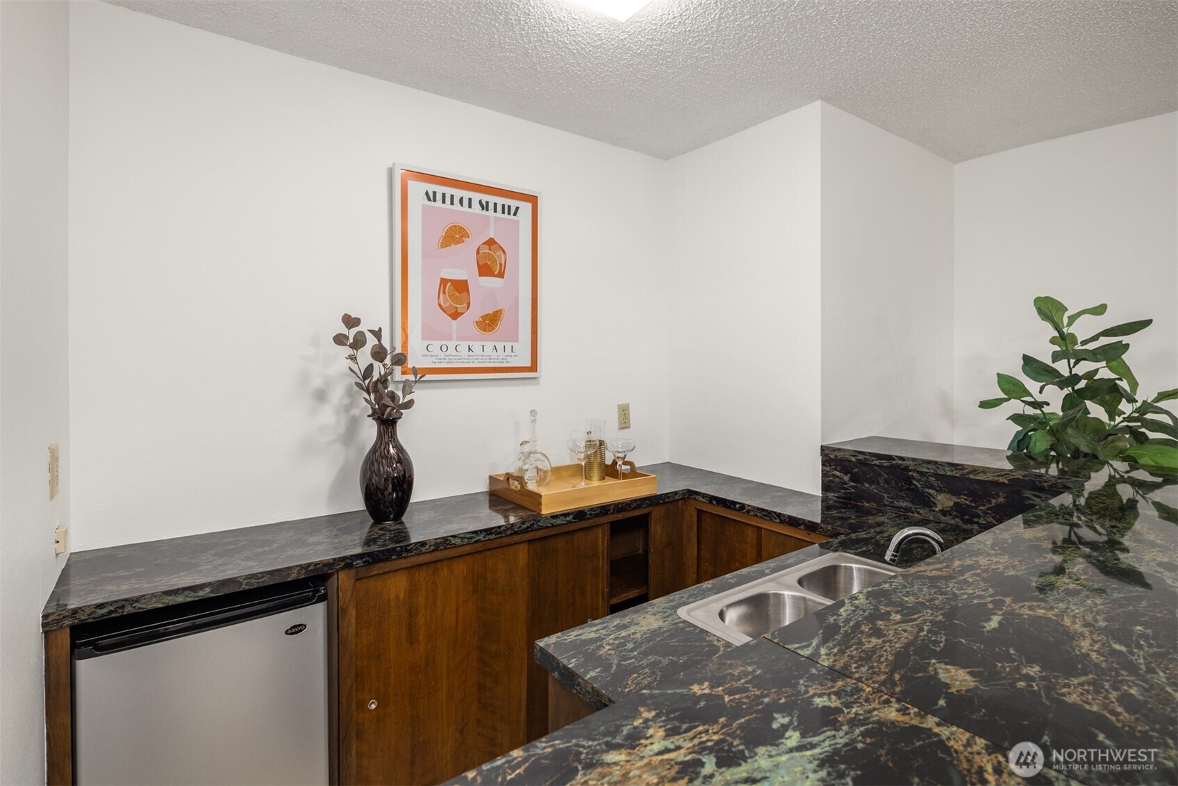 6910 150th Avenue NE