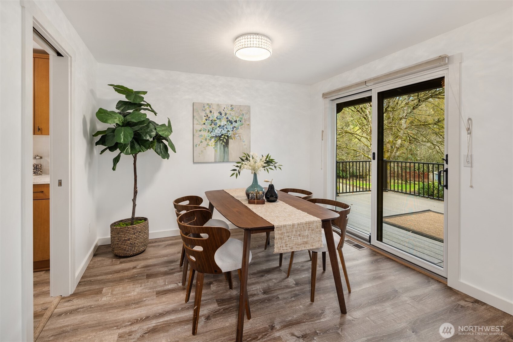 6910 150th Avenue NE