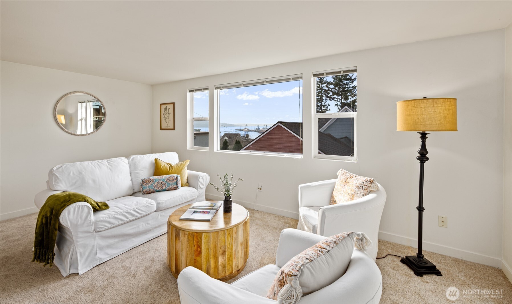 2112 RUCKER Avenue Unit: 6