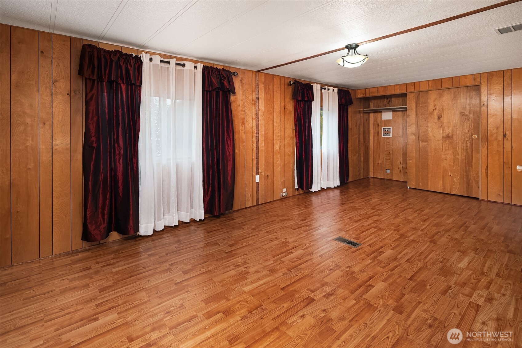 12223 125th Street E Unit: 101